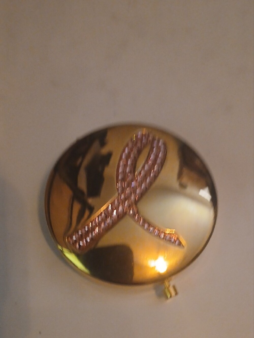 Estee Lauder Gold Compact Bronzer & Mirror with Pink Crystal Ribbon - Picture 5 of 5